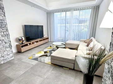 4 Bedroom Villa