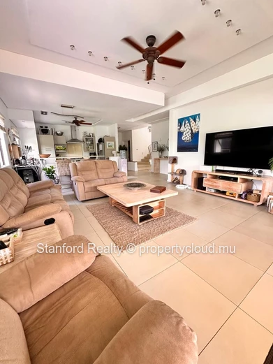 Riverfront 4-Bedroom Luxury Villa for Sale – Tamarin, West