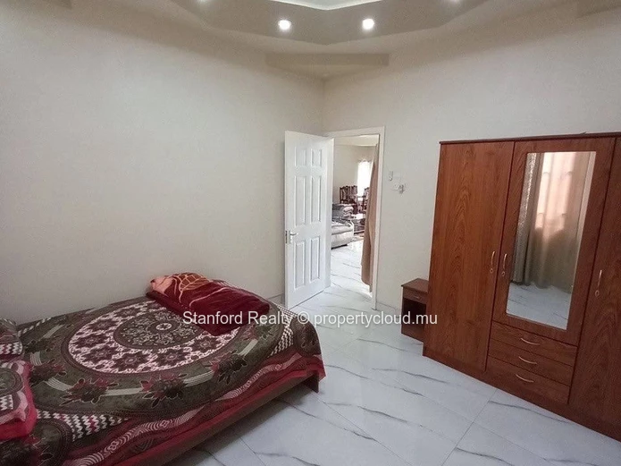 Building for Sale – 3 Fully Furnished Apartments with Pool, Pereybere, North
