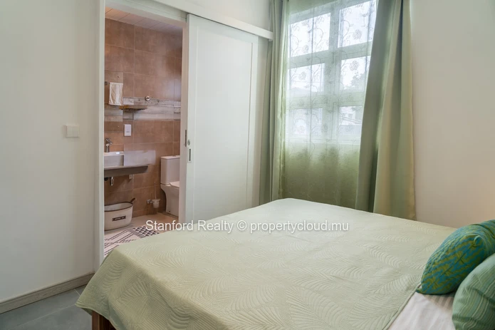 Beachfront Apartment for Rent – 2 Bedrooms, Trou d’Eau Douce, East