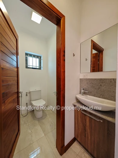 Brand-New 3-Bedroom Villa for Sale – Royal Park, Balaclava, North