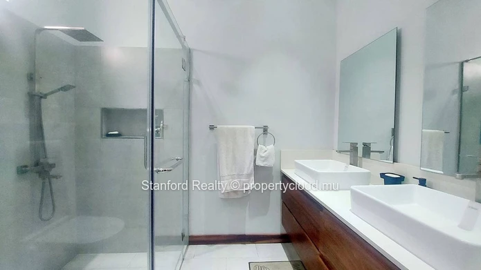 Villa for Rent – 4 Bedrooms, Mont Choisy, North