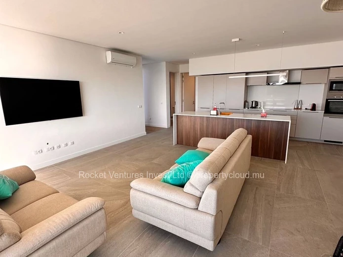 Luxury 3-Bed Beachfront Villa in Tamarin with Pool - For Rent