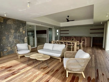 4 Bedroom Villa