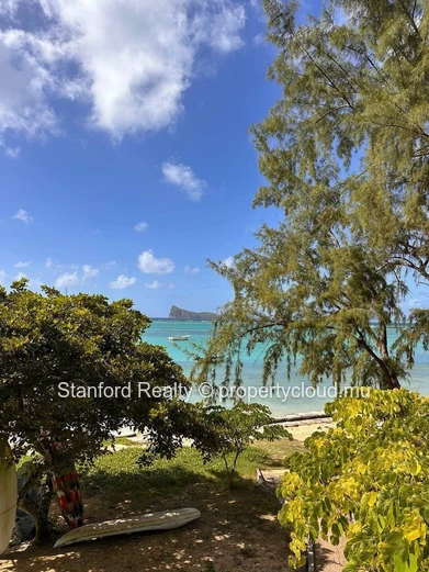 Beautiful 3-Bedroom Townhouse for Rent in Bain Boeuf, North Mauritius