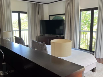 5 Bedroom Villa