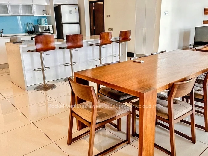 Rent. The apartment has 3 bedrooms. At the La Croisette complex. North. Grand Bay.