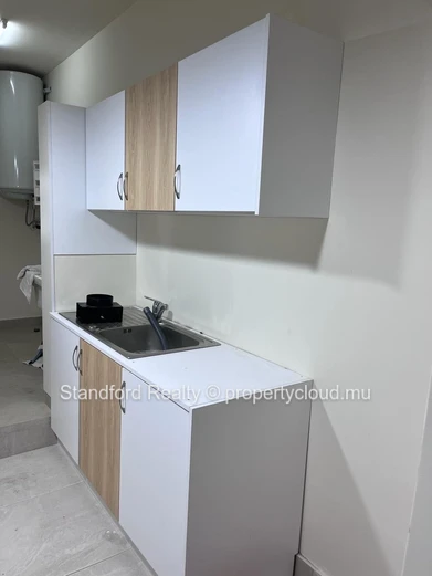 Spacious 3-Bedroom Sky Garden Apartment for sale with Panoramic Mountain View – Trianon