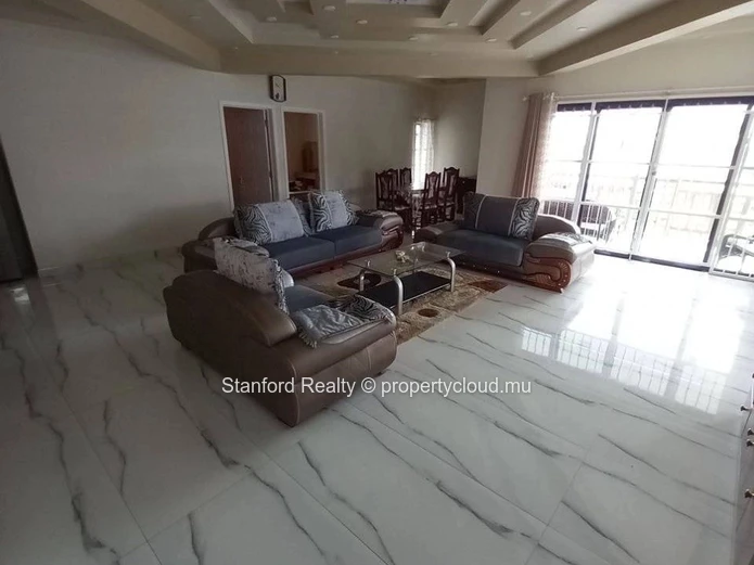 Building for Sale – 3 Fully Furnished Apartments with Pool, Pereybere, North
