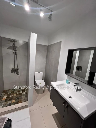 Beachfront 2-Bedroom Apartment - Le Bouchon Beach