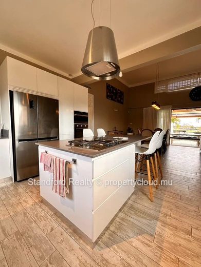 4-Bedroom Villa for Rent in Royal Park, Balaclava