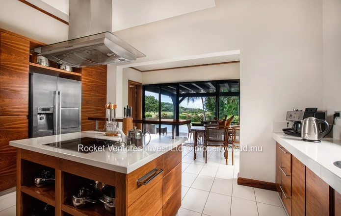 Luxury Villa for Sale in Anahita – East Coast
