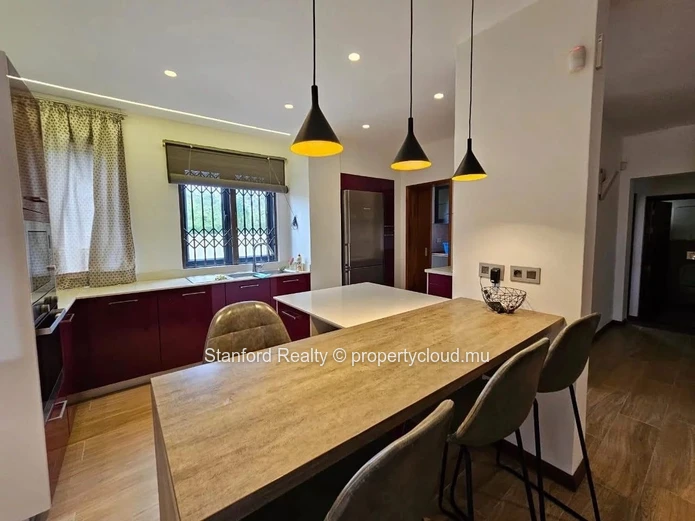 Luxury 6-Bedroom Villa for Rent – Mont Choisy