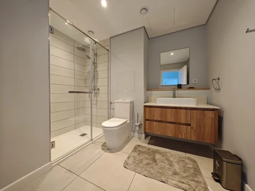 4 Bedroom Townhouse, Duplex