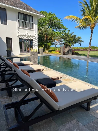 Luxury Villa for Sale – 5 Bedrooms, Anahita Beau Champ, East