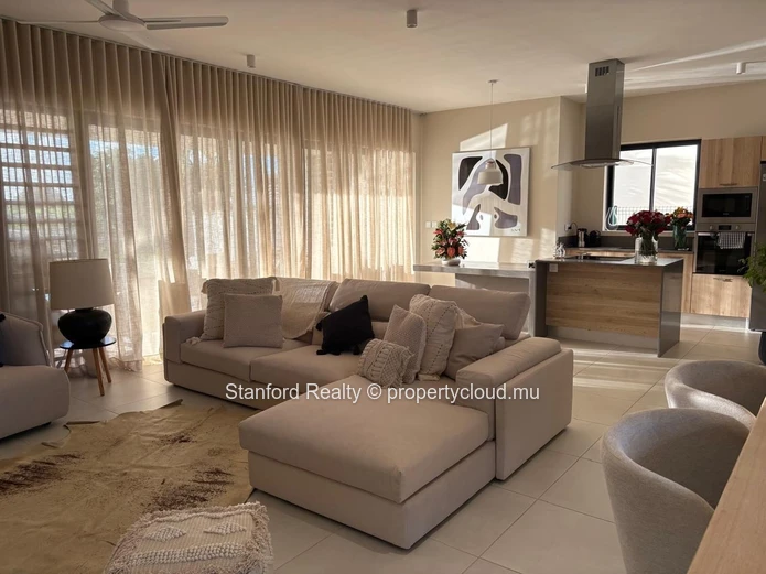 Luxury Villa for Rent - 3 Bedrooms, Azuri, North