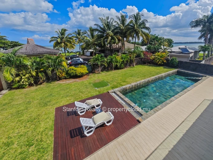 Beachfront Villa for Sale – 4 Bedrooms, Vieux Grand Port 