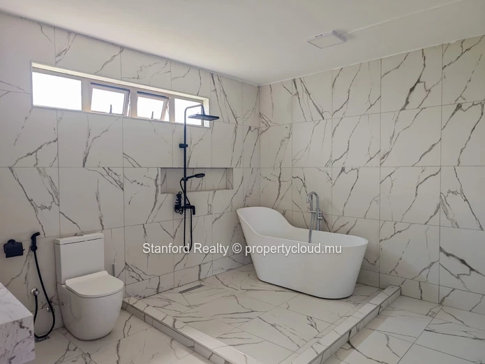 Office Space for Rent - Grand Baie, North