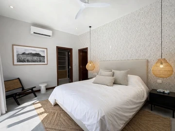 4 Bedroom Villa