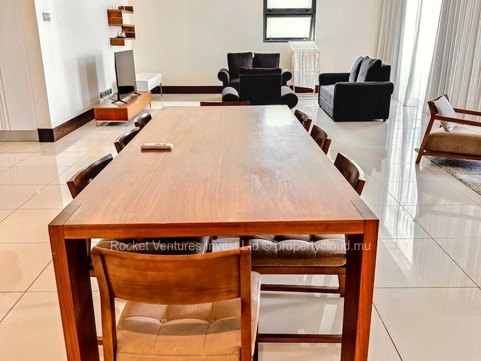 Rent. The apartment has 3 bedrooms. At the La Croisette complex. North. Grand Bay.
