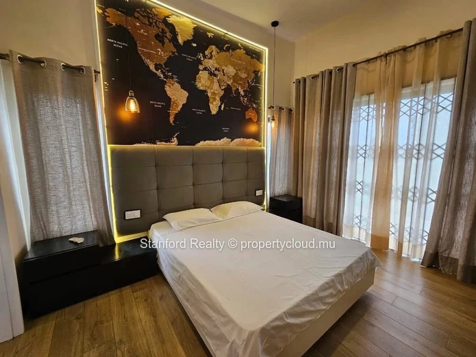 Luxury 6-Bedroom Villa for Rent – Mont Choisy