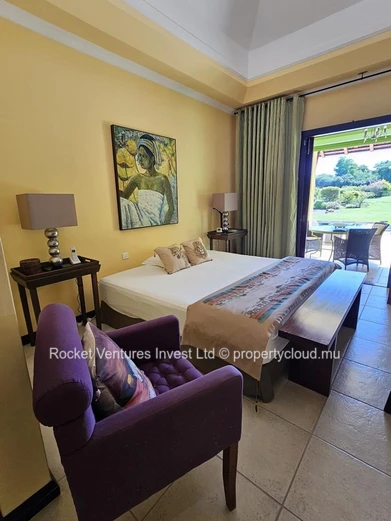 Renovated 4-Bedroom Villa on Golf Course – Tamarina, West Coast