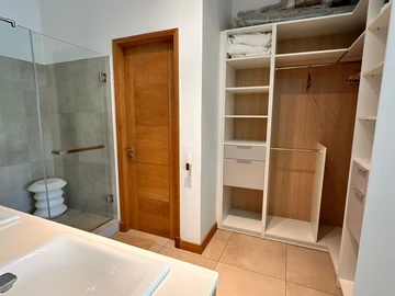 3 Bedroom Townhouse, Duplex